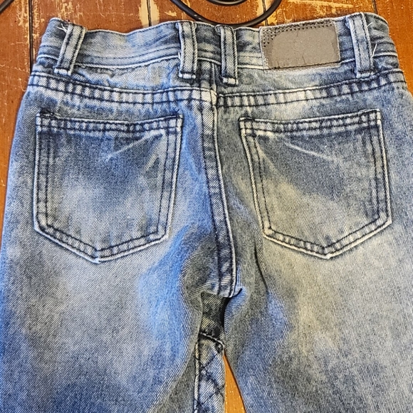 Boys Size 6 Jeans - Picture 7 of 8